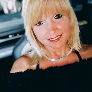 Meet your Posher, Dora